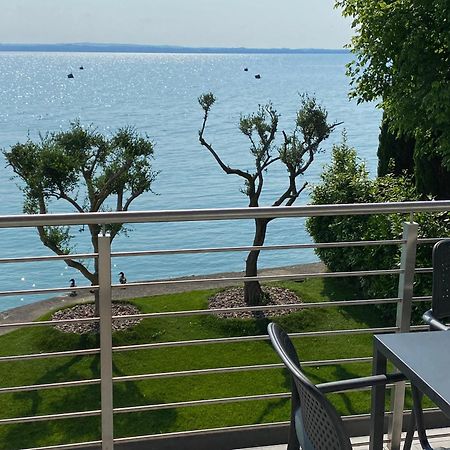 Sirmio Apartments - Darsena Stay Сирмионе Екстериор снимка
