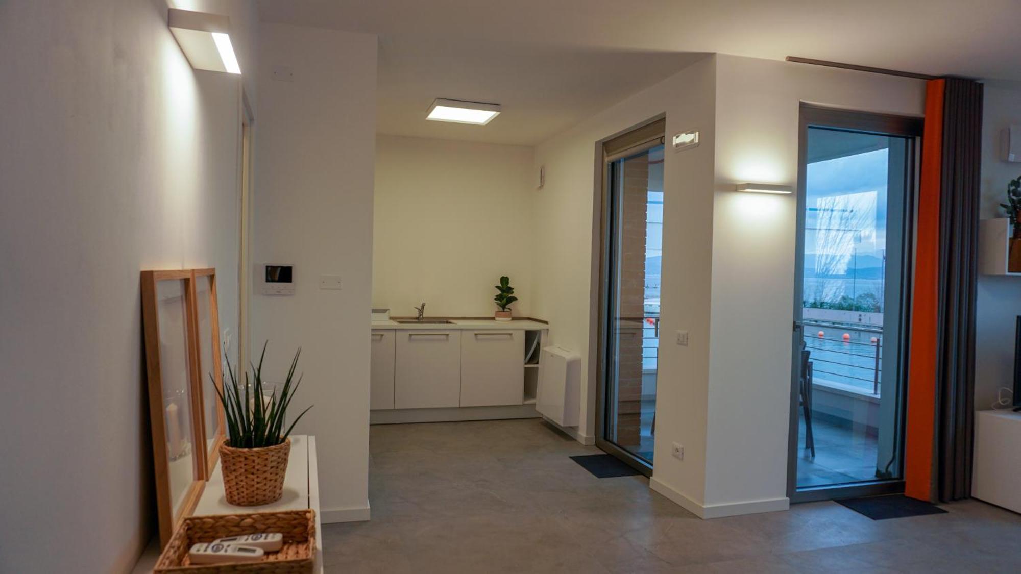 Sirmio Apartments - Darsena Stay Сирмионе Екстериор снимка